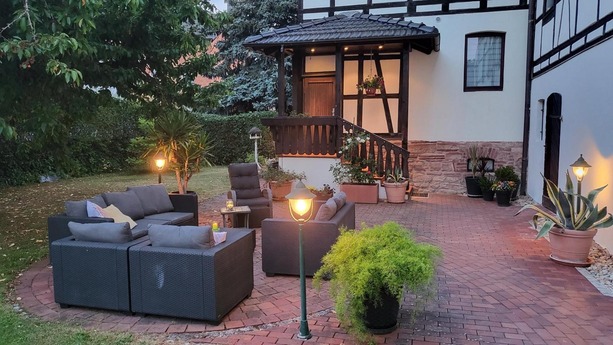 Apartments Am Saalebogen Mit Gartenterrasse, Grillkamin, Freie Parkplaetze Rudolstadt Eksteriør bilde