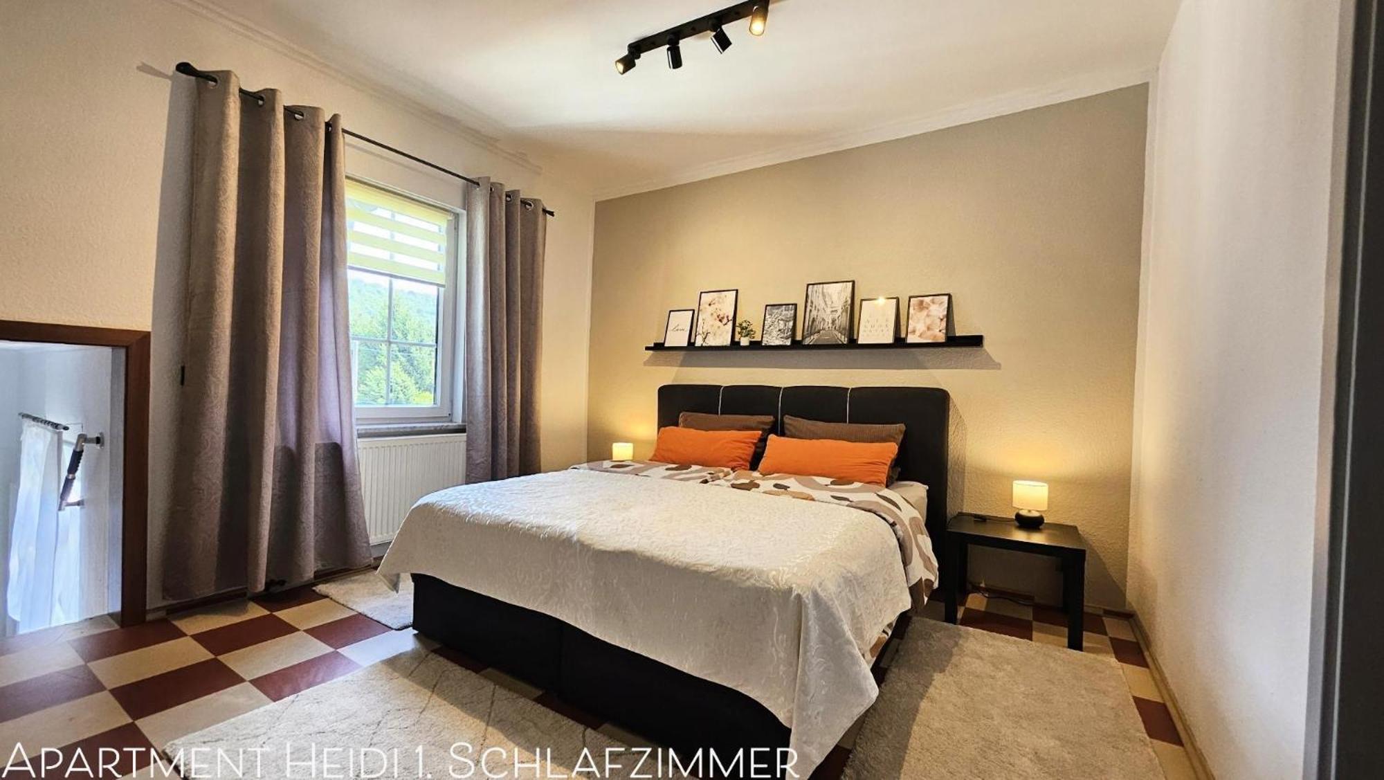Apartments Am Saalebogen Mit Gartenterrasse, Grillkamin, Freie Parkplaetze Rudolstadt Eksteriør bilde